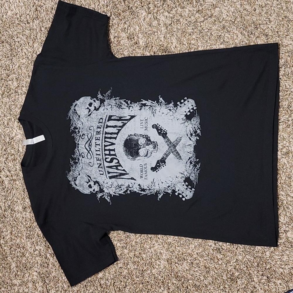 Black 👕 Tshirt